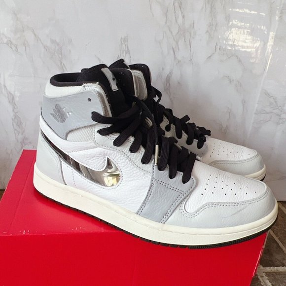 NIKE Air Jordan 1 Zoom Comfort 2 High Top Sneaker White Metallic Silver Wms US11 - Picture 2 of 10